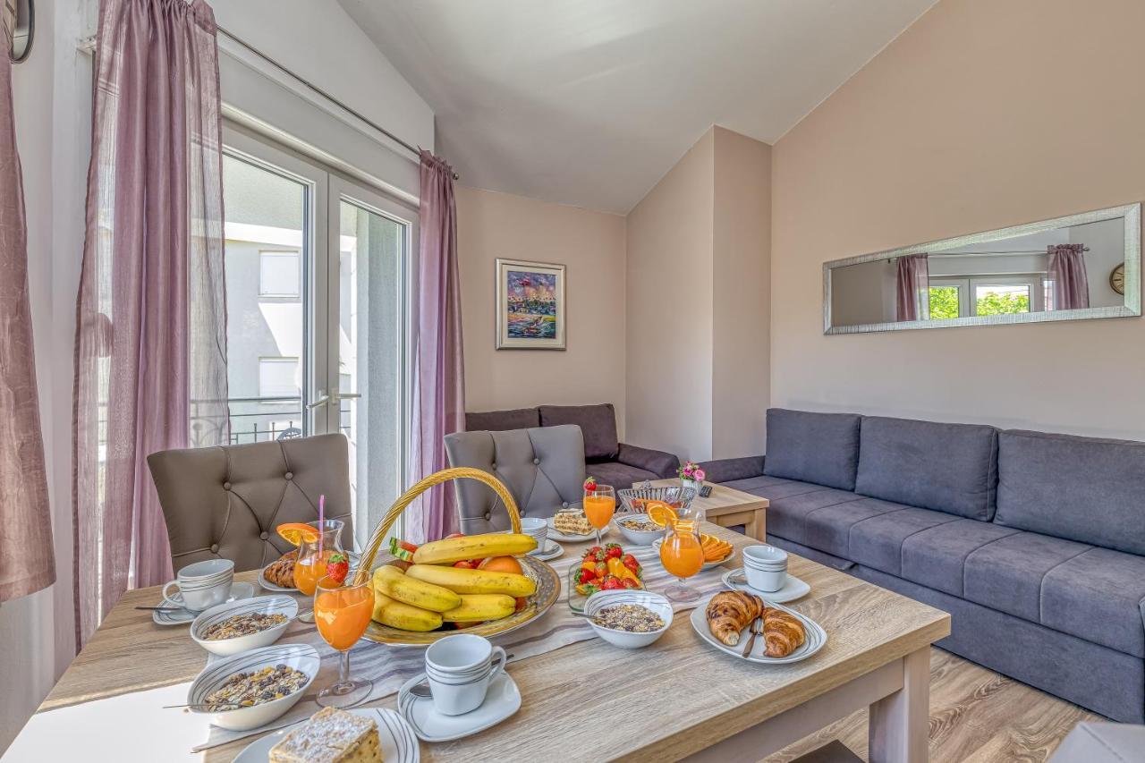 Villa Mihaela Trogir Eksteriør bilde