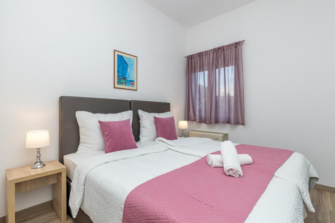 Villa Mihaela Trogir Eksteriør bilde