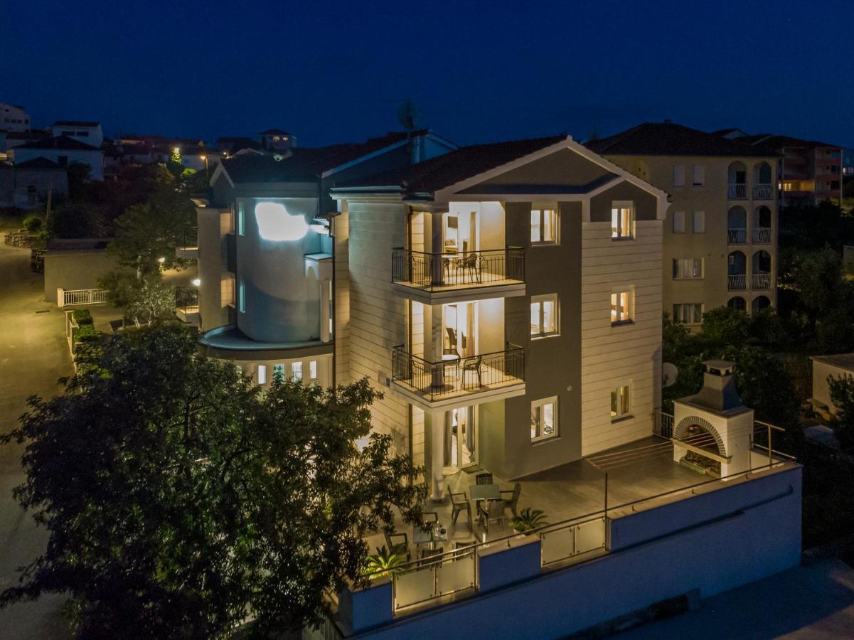 Villa Mihaela Trogir Eksteriør bilde