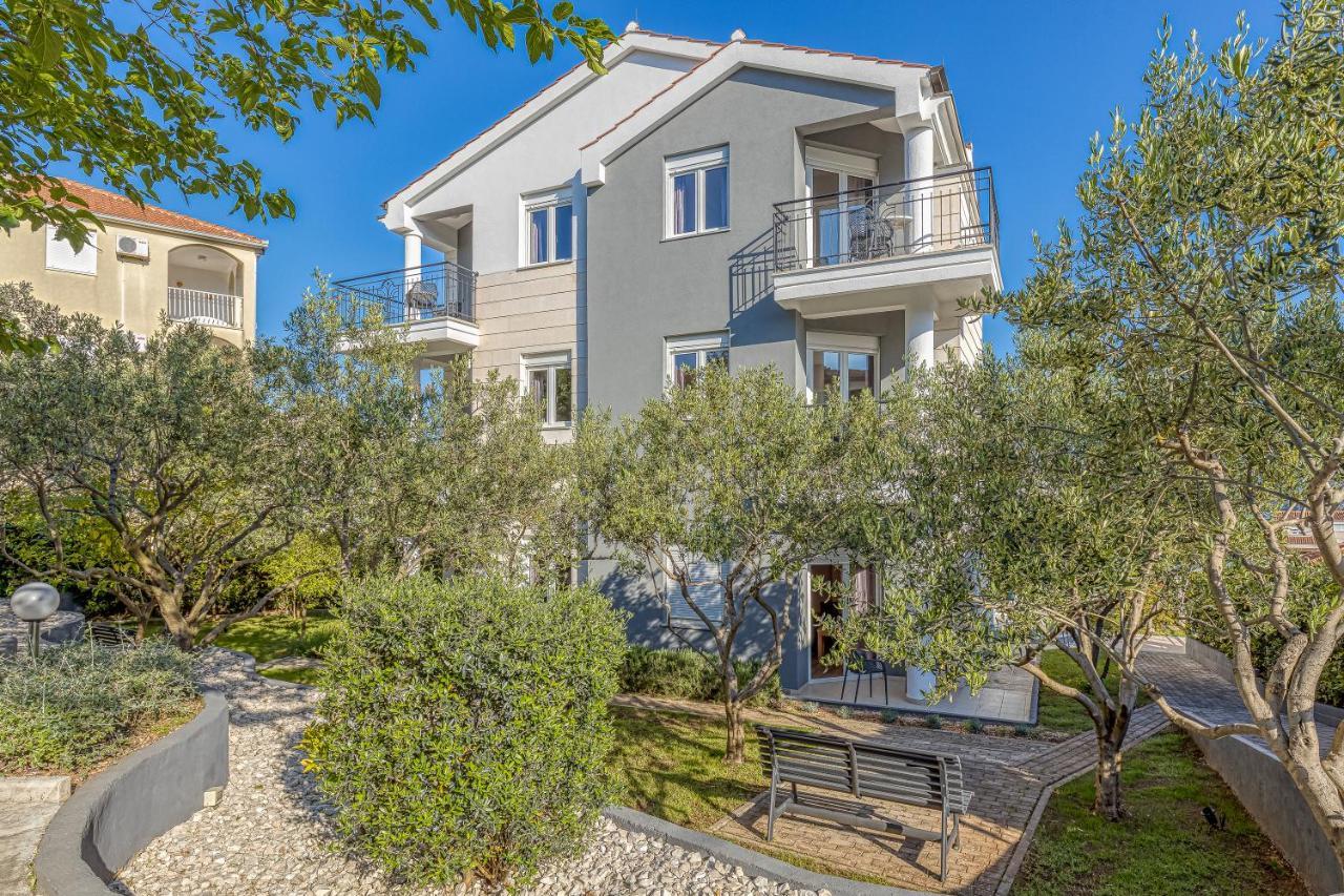 Villa Mihaela Trogir Eksteriør bilde