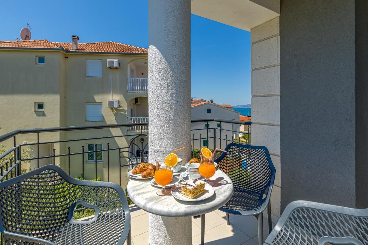 Villa Mihaela Trogir Eksteriør bilde