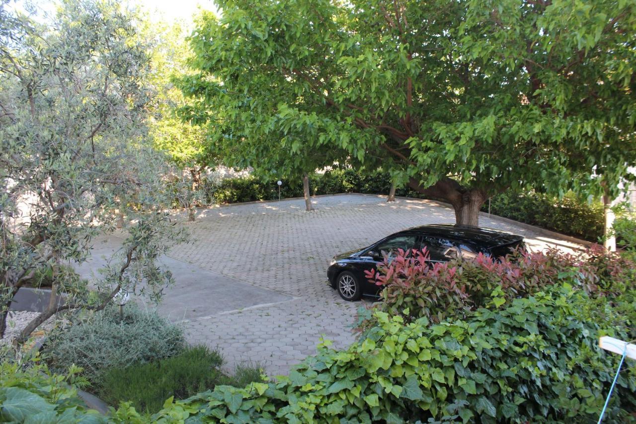 Villa Mihaela Trogir Eksteriør bilde