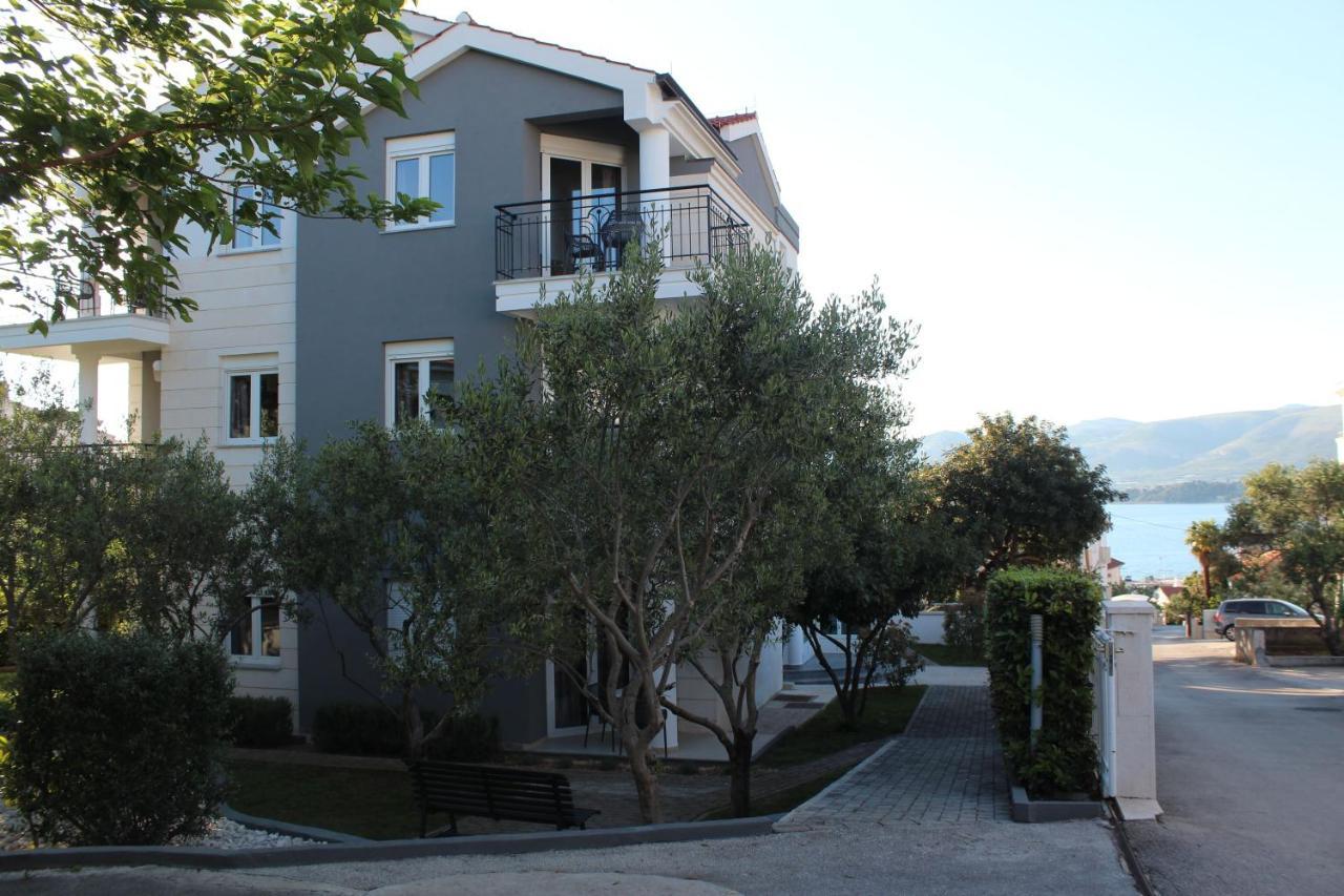 Villa Mihaela Trogir Eksteriør bilde